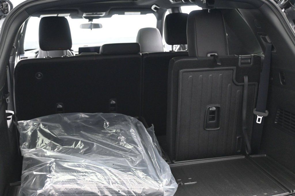 New 2026 Nissan Pathfinder Rock Creek AWD/4WD image 21