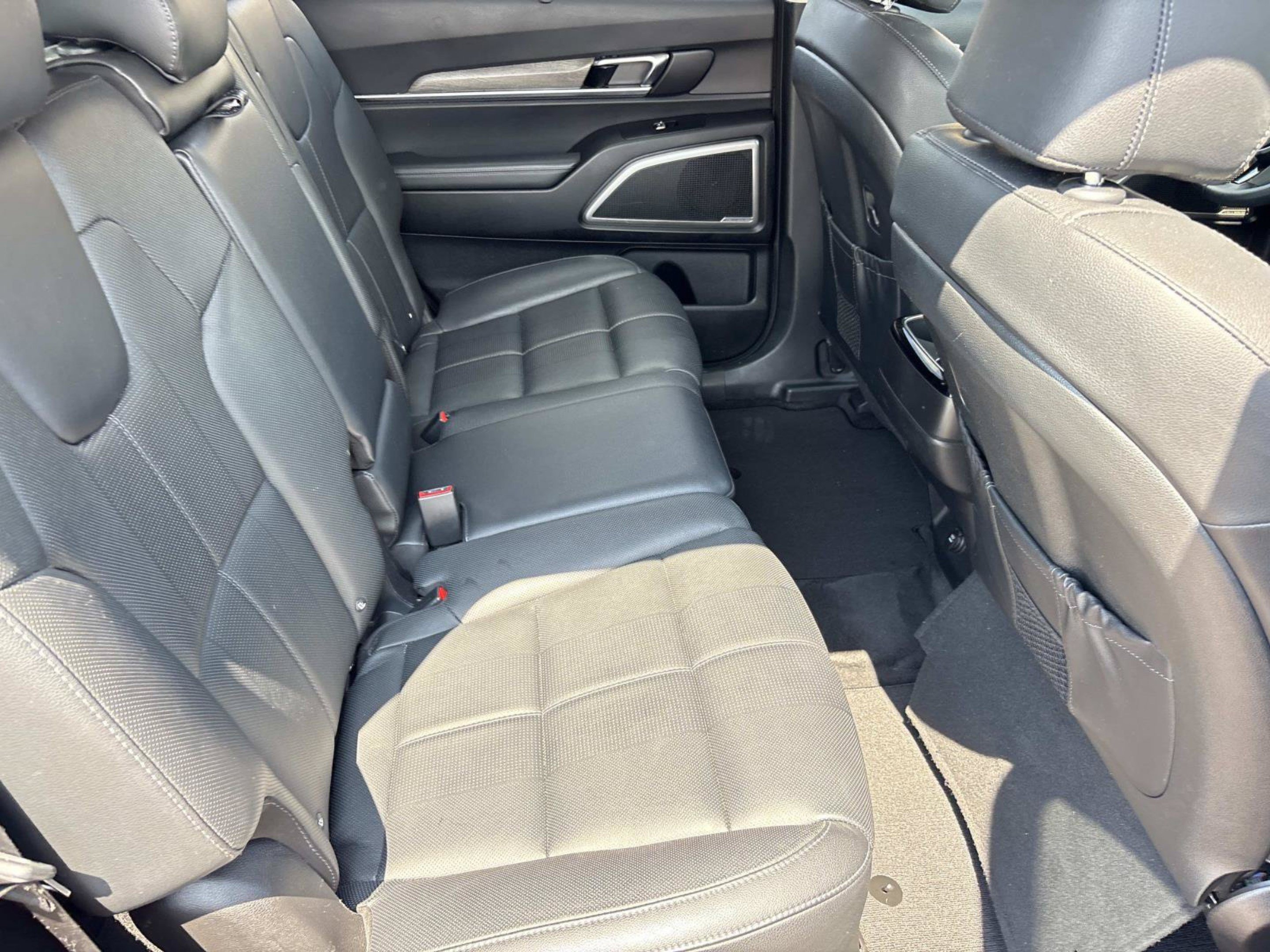 Used 2020 Kia Telluride EX FWD image 18