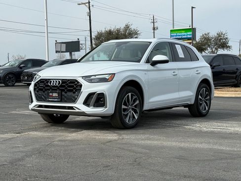 Certified 2023 Audi Q5 2.0T Premium w/ Convenience Package image 7