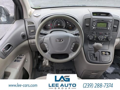 Used 2012 Kia Sedona LX w/ PWR Pkg FWD image 14