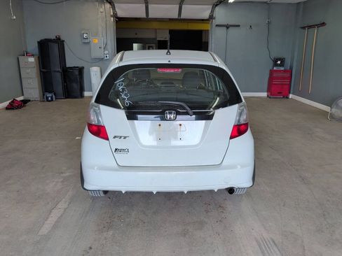 Used 2012 Honda Fit image 4
