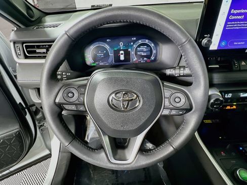 Used 2023 Toyota RAV4 XSE AWD/4WD image 10