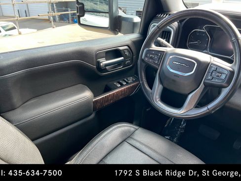 Used 2020 GMC Sierra 3500 Denali w/ Denali Ultimate Package image 11