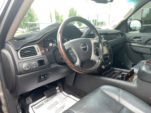 Used 2013 GMC Yukon Denali image 23