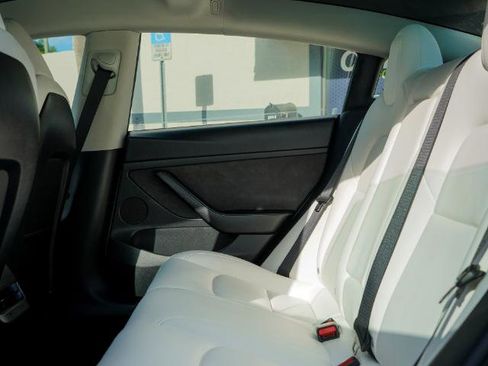 Used 2023 Tesla Model 3 Standard Range image 15