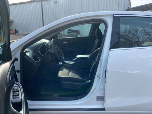 Used 2024 Chevrolet Malibu LT image 5