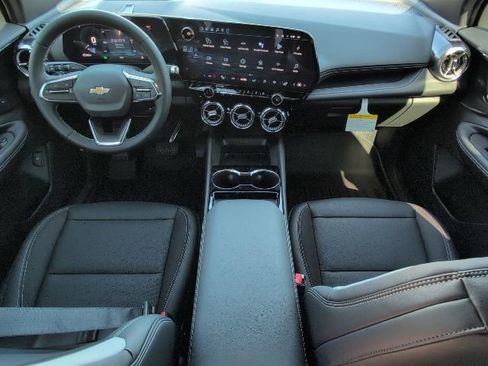 New 2026 Chevrolet Blazer EV LT FWD image 5