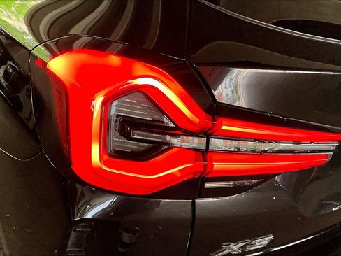 Used 2024 BMW X3 sDrive30i w/ M Sport Package image 28