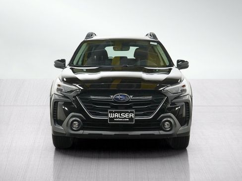 Used 2025 Subaru Outback Onyx Edition AWD/4WD image 8