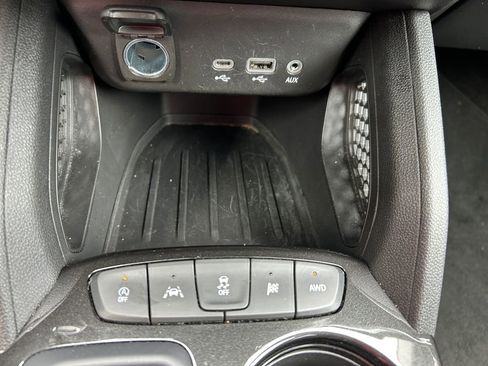 Used 2022 Chevrolet TrailBlazer LT w/ Convenience Package image 21