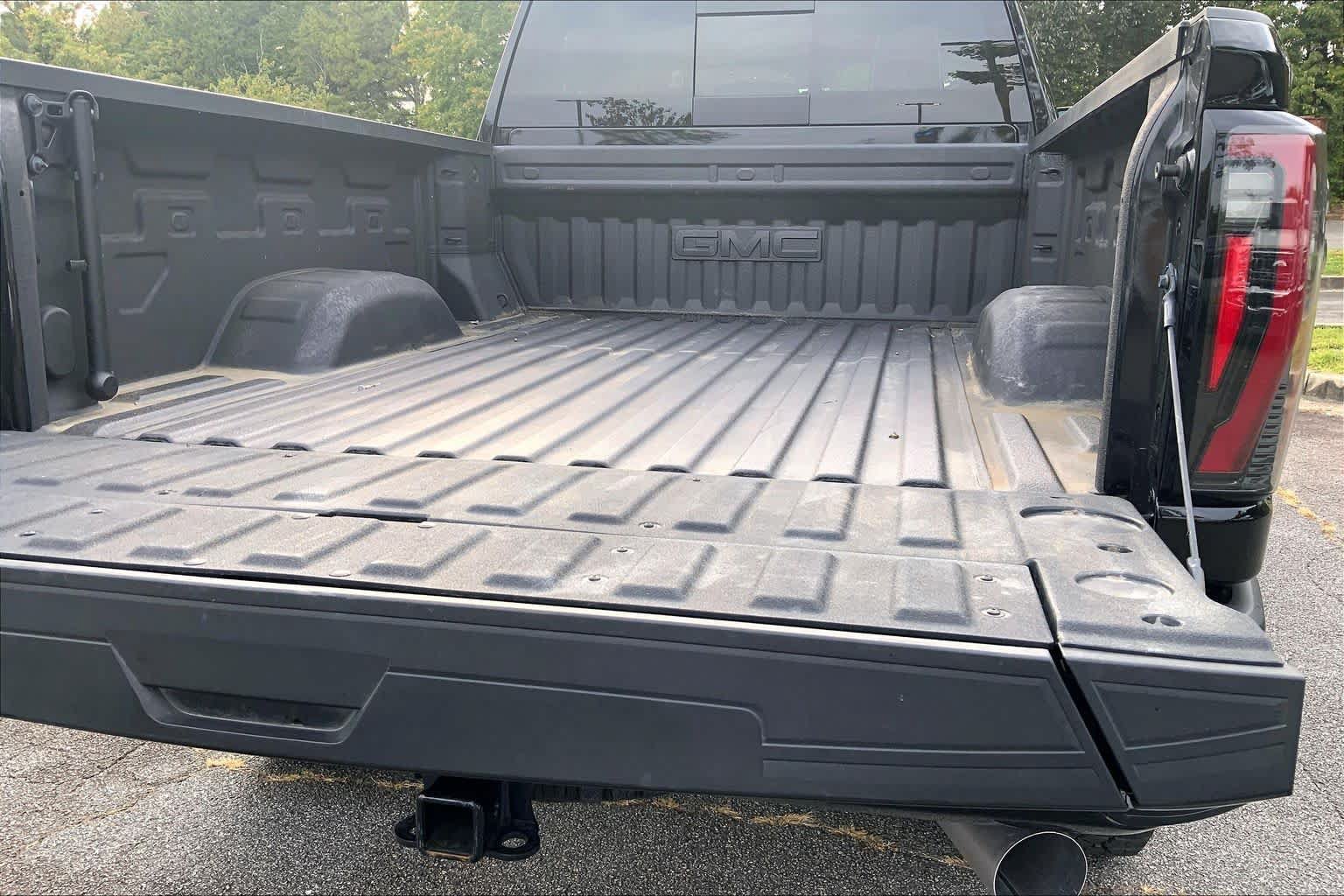Used 2025 GMC Sierra 2500 AT4X AWD/4WD image 33