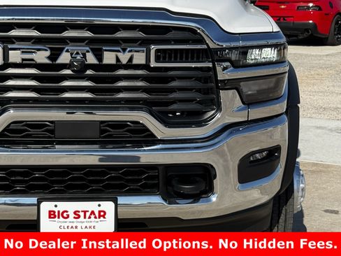 New 2026 RAM 4500 4x4 Crew Cab DRW image 5