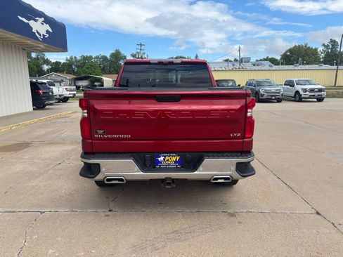 Used 2024 Chevrolet Silverado 1500 LTZ w/ LTZ Premium Package AWD/4WD image 4
