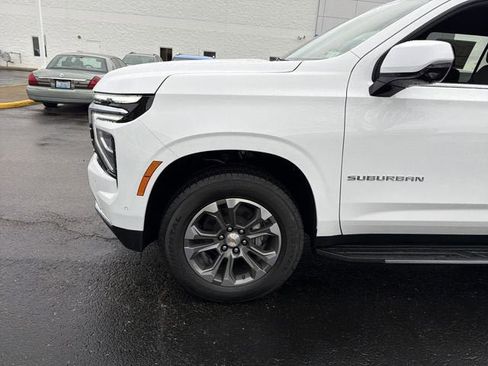 New 2026 Chevrolet Suburban LT w/ Comfort Package image 7