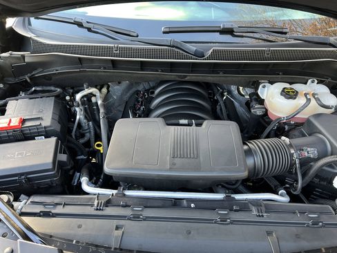 Certified 2024 Chevrolet Suburban RST w/ Luxury Package image 35