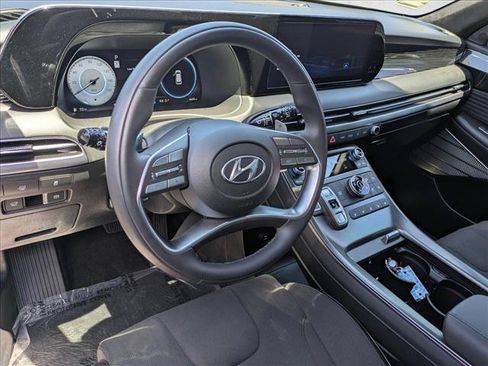 Used 2025 Hyundai Palisade Calligraphy AWD/4WD image 10