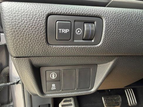 Used 2018 Honda Accord Sport image 25