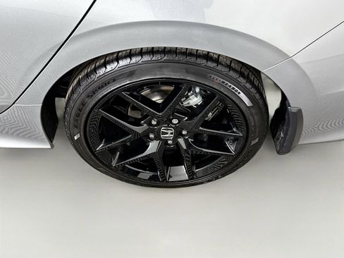 Used 2024 Honda Civic Sport image 6