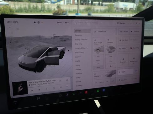Used 2024 Tesla Cybertruck Cyberbeast AWD/4WD image 34