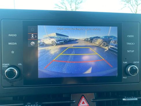 Certified 2024 Kia Sportage LX image 17