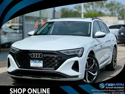Used 2024 Audi Q8 e-tron Premium Plus w/ Premium Plus Package AWD/4WD image 1