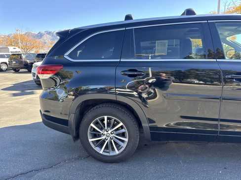 Used 2018 Toyota Highlander XLE image 13