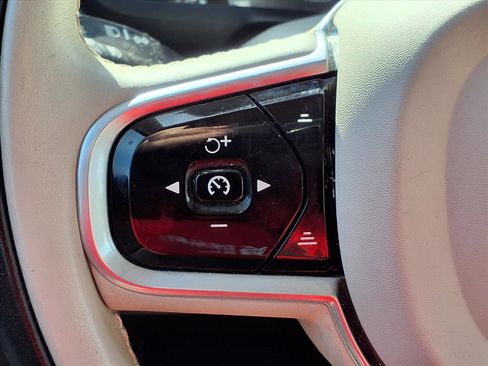 Used 2019 Volvo XC90 T6 Inscription w/ Luxury Package image 15