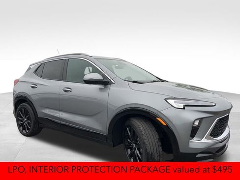 Used 2024 Buick Encore GX Sport Touring w/ Experience Buick Package FWD image 7