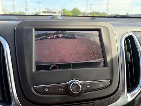 Used 2024 Chevrolet Equinox LT w/ Driver Convenience Package FWD image 5