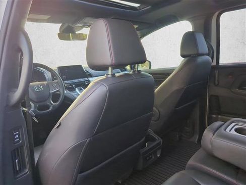 Used 2023 Honda Odyssey Sport image 19