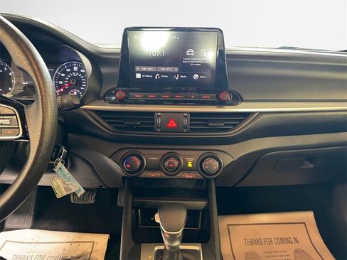 Certified 2024 Kia Forte LXS w/ LXS Technology Package image 22