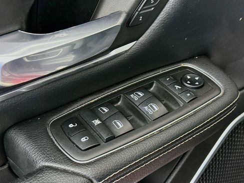 Used 2020 RAM 1500 Laramie w/ Sport Appearance Package image 19