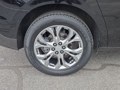 Used 2019 Buick Enclave Avenir w/ Avenir Technology Package AWD/4WD image 7