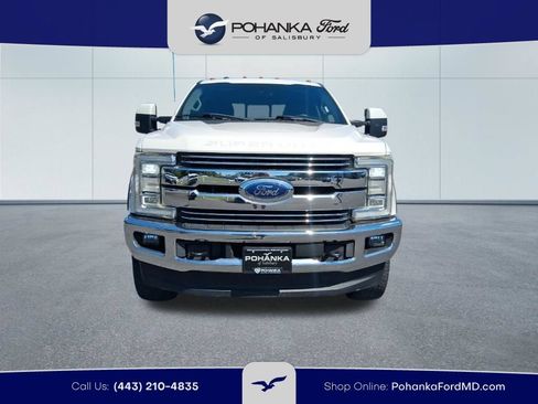 Used 2017 Ford F250 Lariat w/ Lariat Ultimate Package AWD/4WD image 2