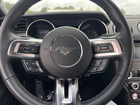 Used 2019 Ford Mustang Coupe RWD image 16