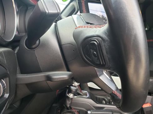 Used 2019 Jeep Wrangler Unlimited Rubicon image 33