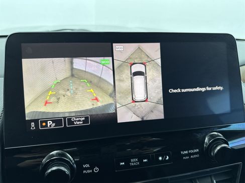 Used 2021 Nissan Armada SL w/ Captain's Chairs Package image 20