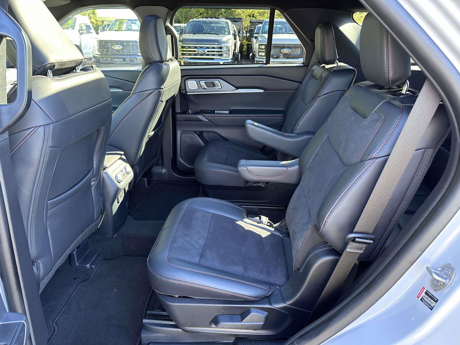 Used 2026 Ford Explorer ST w/ Sun And Sound Package AWD/4WD image 15