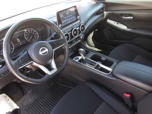 Used 2025 Nissan Sentra SV w/ All-Weather Package FWD image 14
