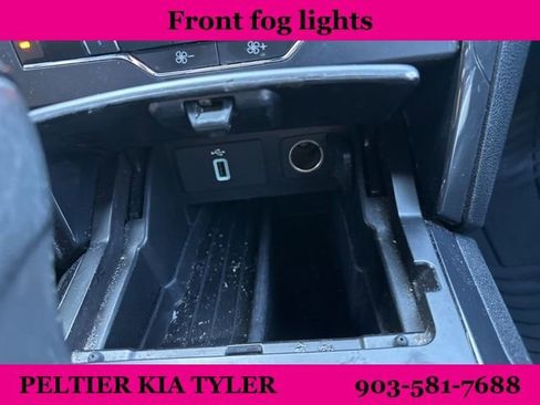 Used 2017 Ford Explorer XLT w/ Equipment Group 202A image 22