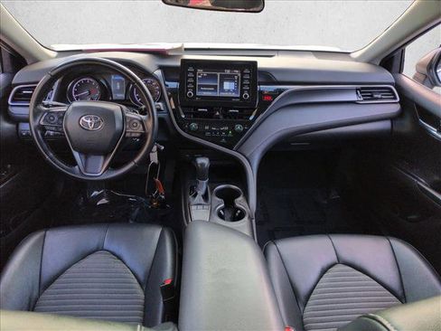 Used 2023 Toyota Camry SE FWD image 17