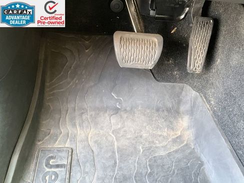 Certified 2023 Jeep Wrangler Unlimited image 17