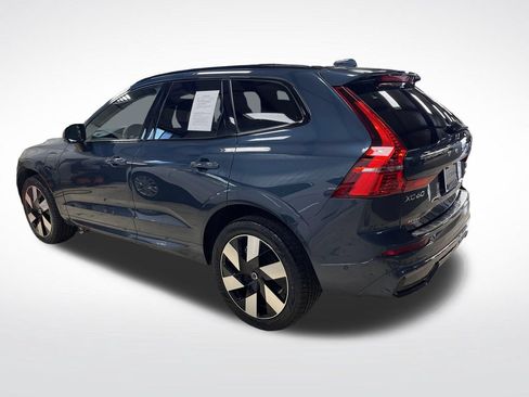 Certified 2025 Volvo XC60 T8 Plus w/ Protection Package Premier AWD/4WD image 5