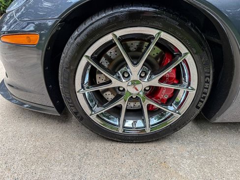Used 2009 Chevrolet Corvette Z06 w/ Preferred Equipment Group RWD image 18