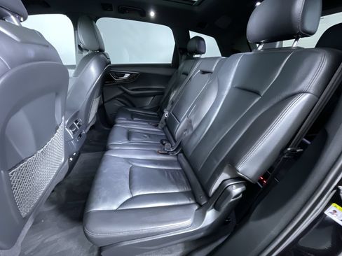 Used 2018 Audi Q7 3.0T Premium Plus w/ Premium Plus Package AWD/4WD image 22