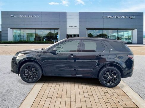 Used 2025 Land Rover Discovery Sport Dynamic SE image 8