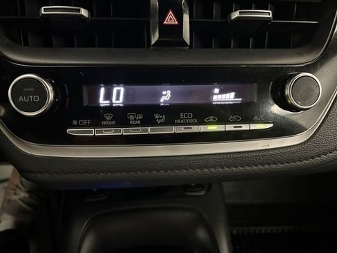 Used 2024 Toyota Corolla XSE FWD image 30