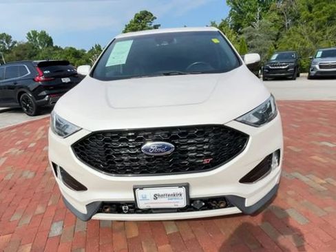 Used 2019 Ford Edge ST w/ Cold Weather Package AWD/4WD image 4