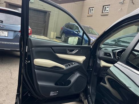 Used 2020 Subaru Ascent Limited w/ Popular Package #3 AWD/4WD image 10