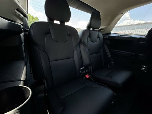 Used 2024 Volvo XC90 B5 Core AWD/4WD image 30